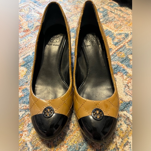 Tory Burch Heels Size 8 Cap Toe - Picture 1 of 4